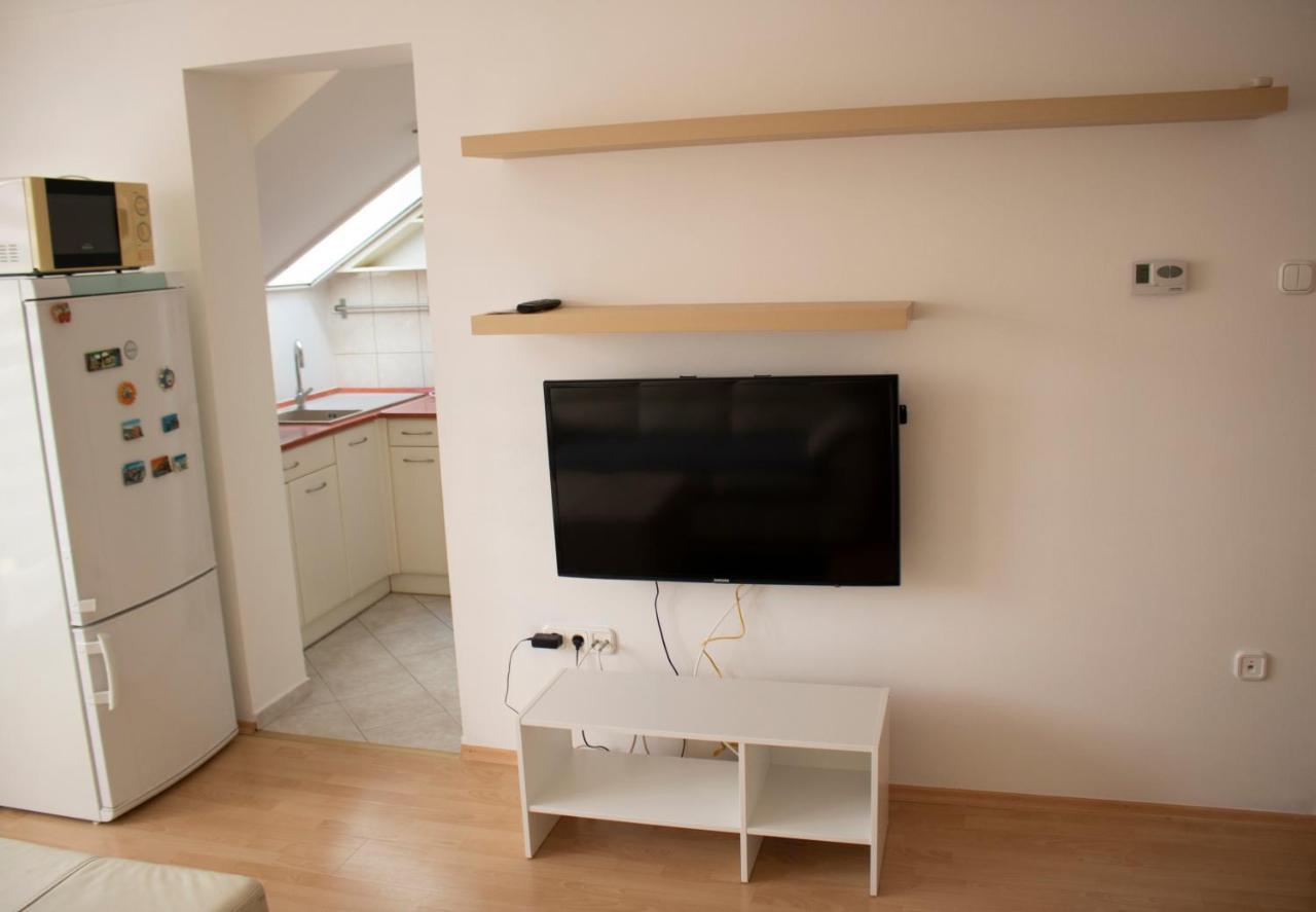 Csalogany Apartman Apartment Szekszard Luaran gambar